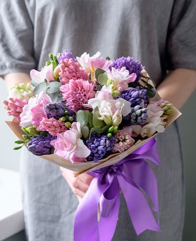 Бесплатная доставка цветов в Оренбурге